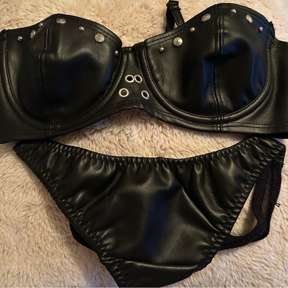 SOLD Frederick's of Hollywood Black Studded Bra Set